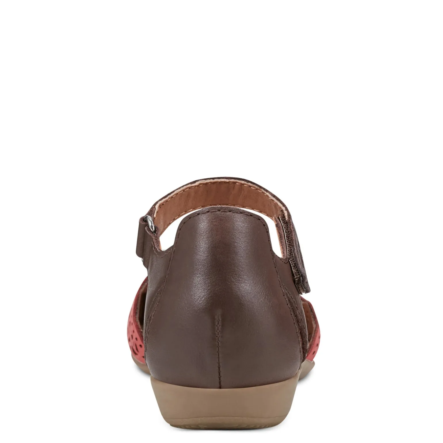 Women's Earth Origins, Bronnie Flat