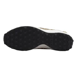 Women's Nike, Waffle Debut Sneaker